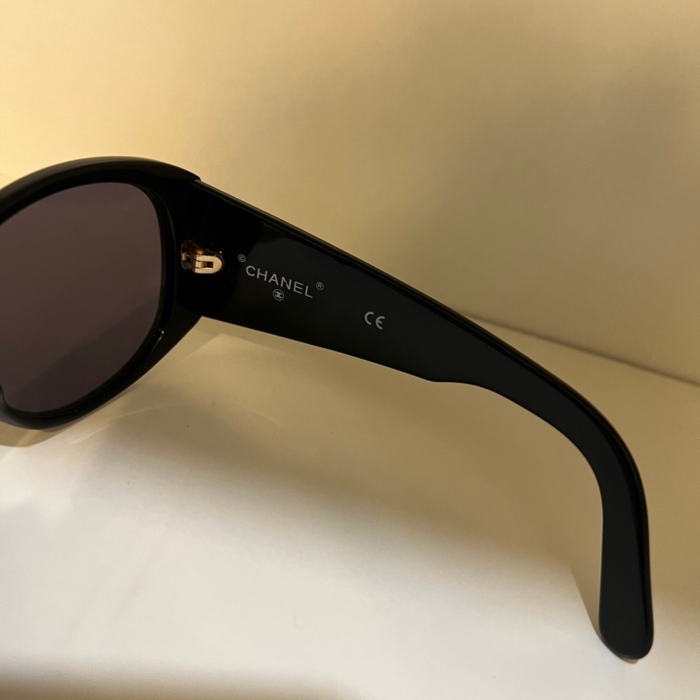 Chanel sunglasses - Picture 11 of 11